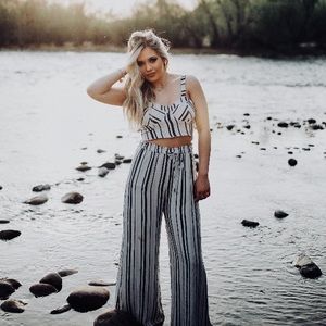 STRIPPED SET WORN ONCE